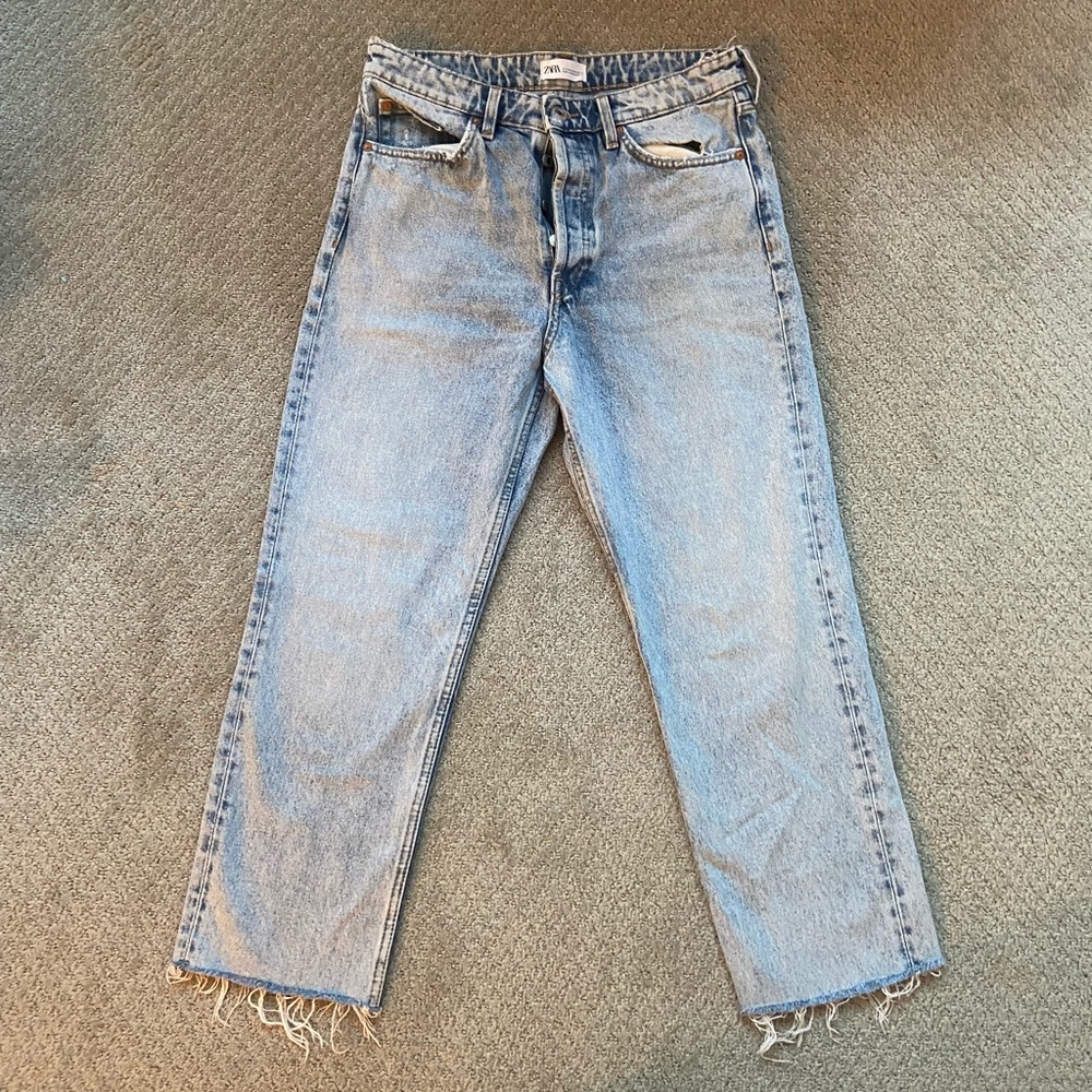 ZARA straight leg high waisted blue jeans